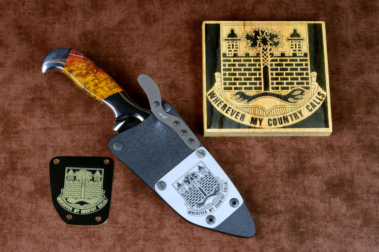 "Axia" tactical custom knife with stainless steel flashplate, black lacquered brass flashplate, engraved red oak emblem, emblem 118th Infantry Regiment