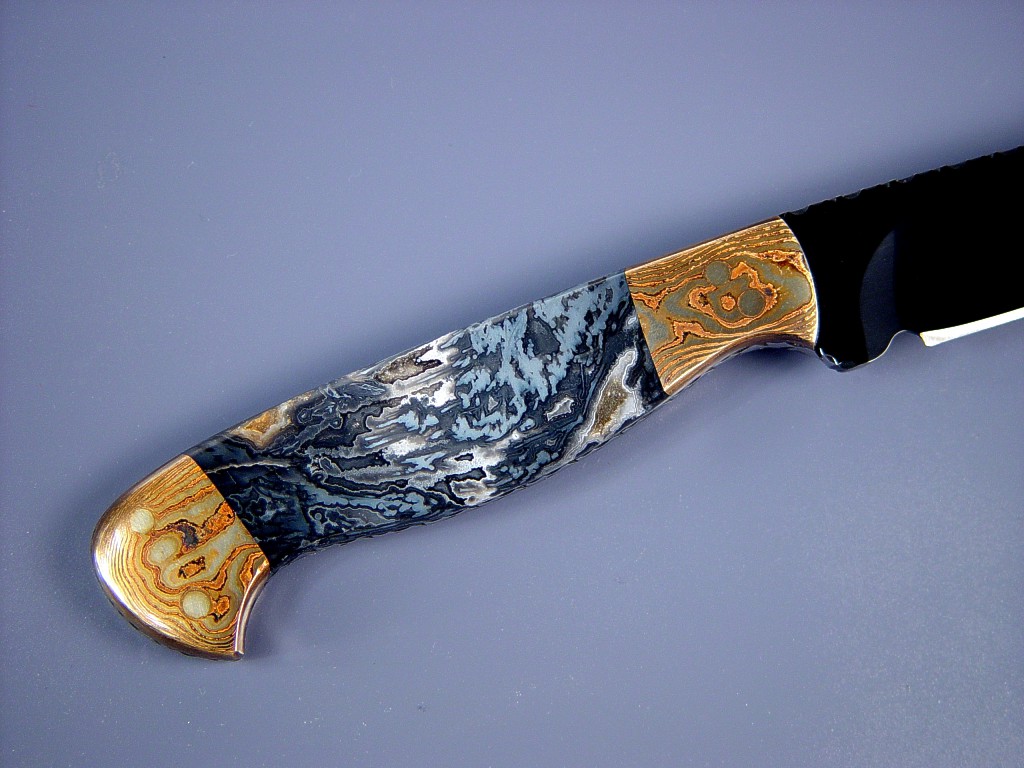 Fine Handmade Knife: "Tarazed" in blued O-1 oil  hardening tool steel blade, Mokume Gane bolsters, Agate gemstone handle, Sharkskin inlaid in hand-carved leather sheath
