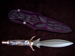 "Amethystine" reverse side view. Dagger and sheath are complimentary, with rich purple sheath and black rayskin inlays
