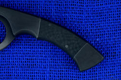 "Celeri" obverse side handle detail. Carbon fiber handle scale, 304 stainless black oxide bolsters