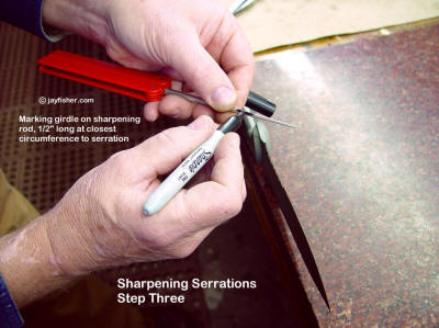 Sharpening knife blade serrations, marking the location of the sharpening rod