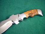 Woods used in knife handles: Olive wood burl